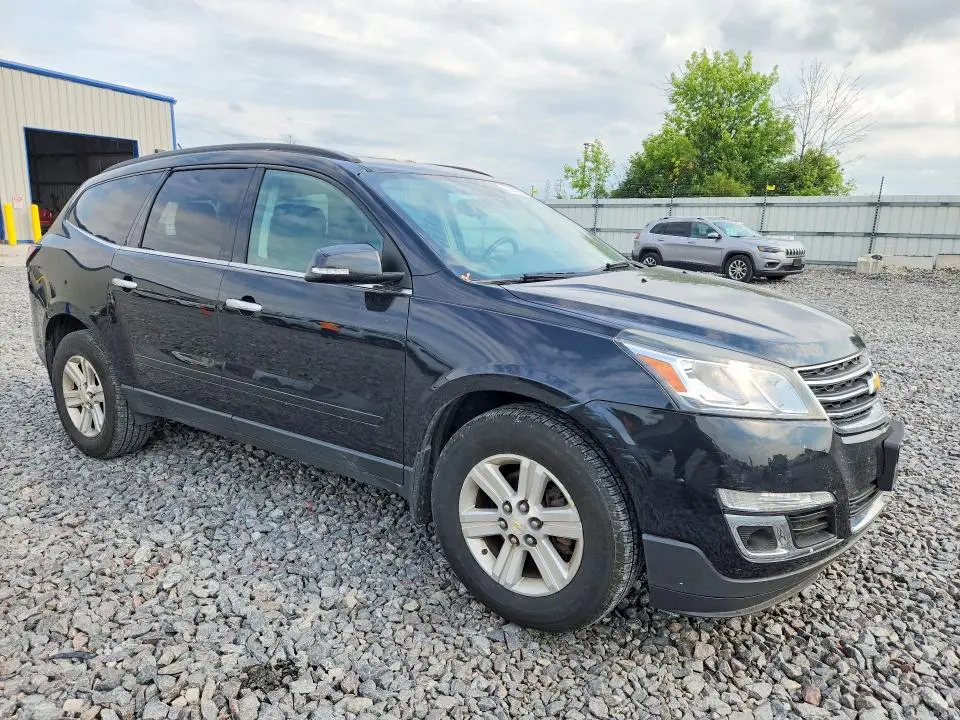 2014 CHEVROLET TRAVERSE LT  