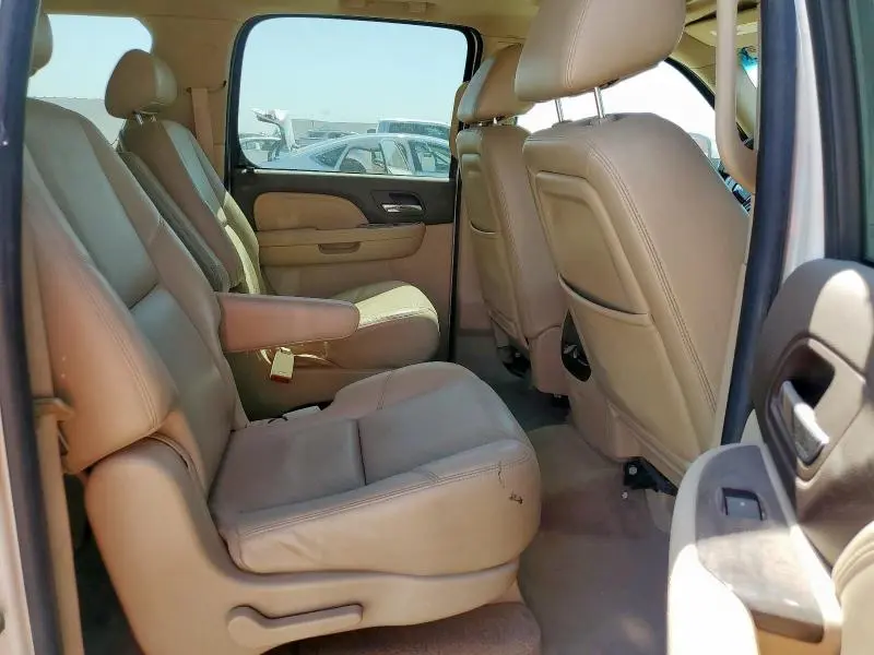 2010 GMC YUKON XL DENALI  