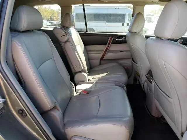 2012 TOYOTA HIGHLANDER LIMITED  