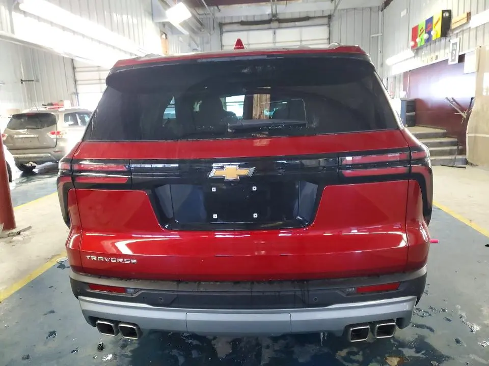 2025 CHEVROLET TRAVERSE LT  