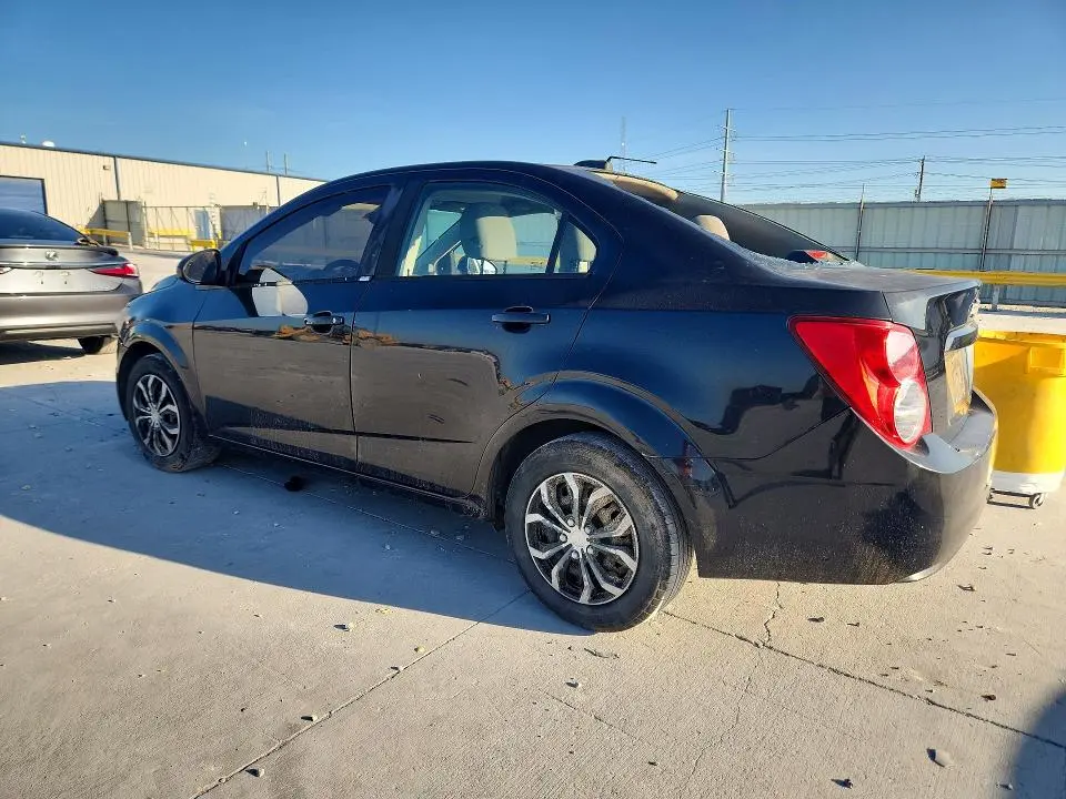 2015 CHEVROLET SONIC LS  