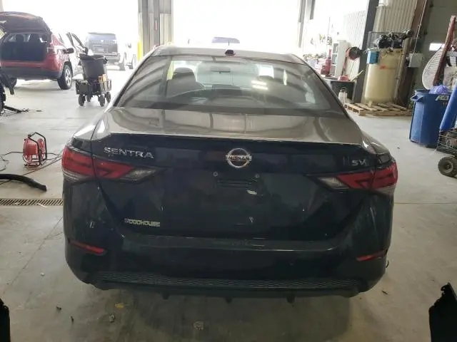 2022 NISSAN SENTRA SV  