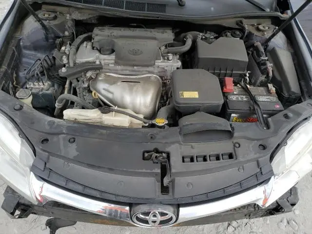 2015 TOYOTA CAMRY LE  