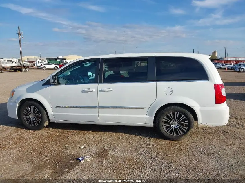 2013 CHRYSLER TOWN & COUNTRY S