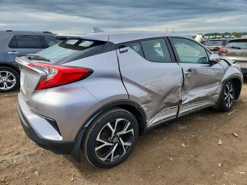 2018 TOYOTA C-HR XLE PREMIUM  
