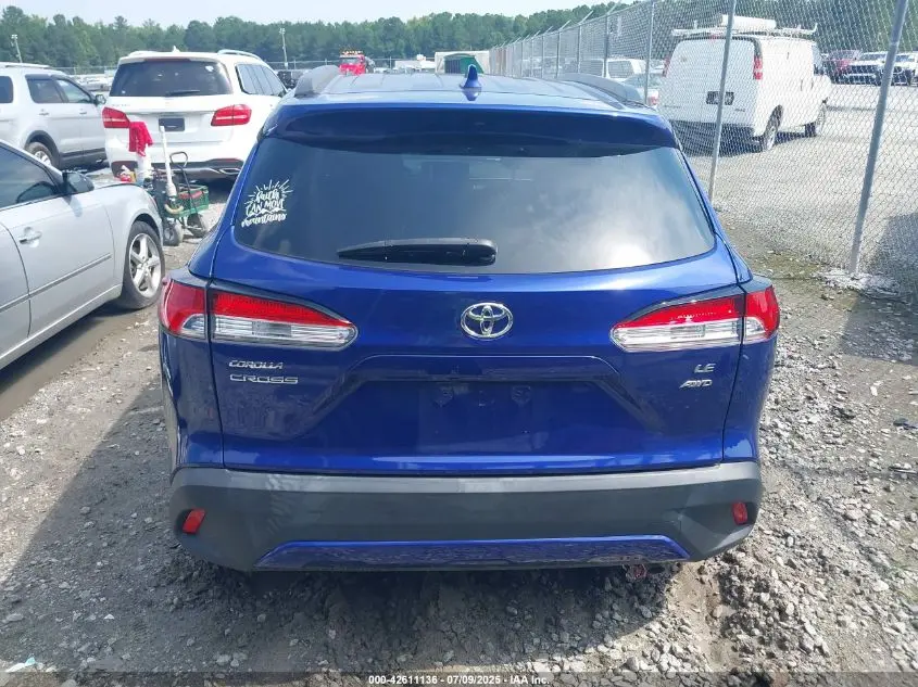 2024 TOYOTA COROLLA CROSS LE