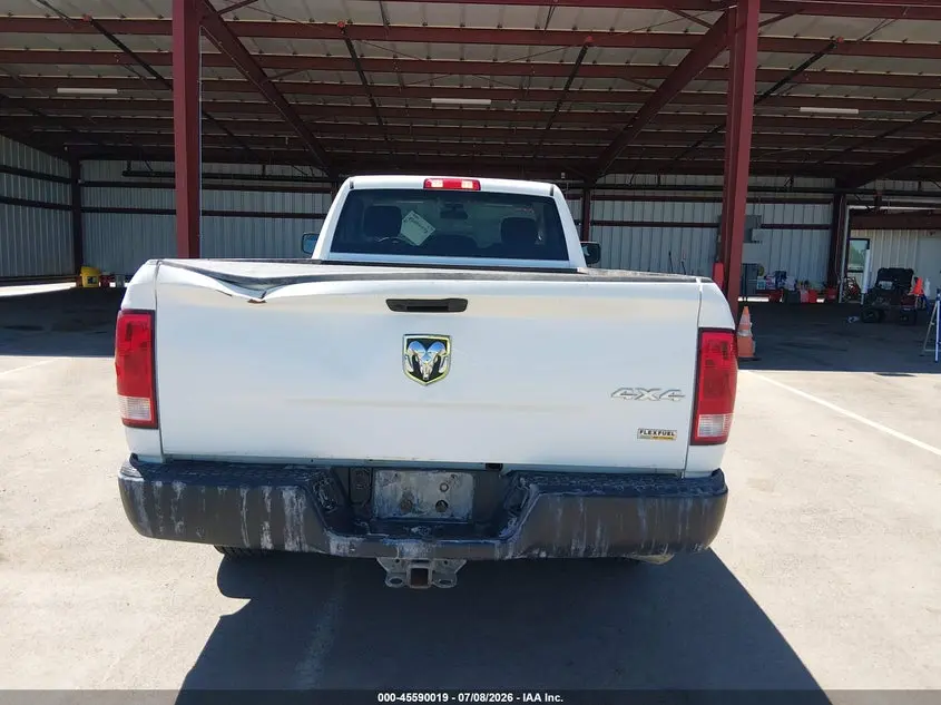 2019 RAM 1500 CLASSIC TRADESMAN  4X4 8' BOX