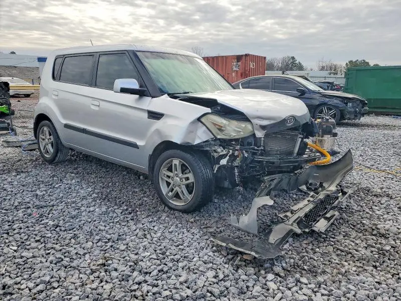 2010 KIA SOUL +  