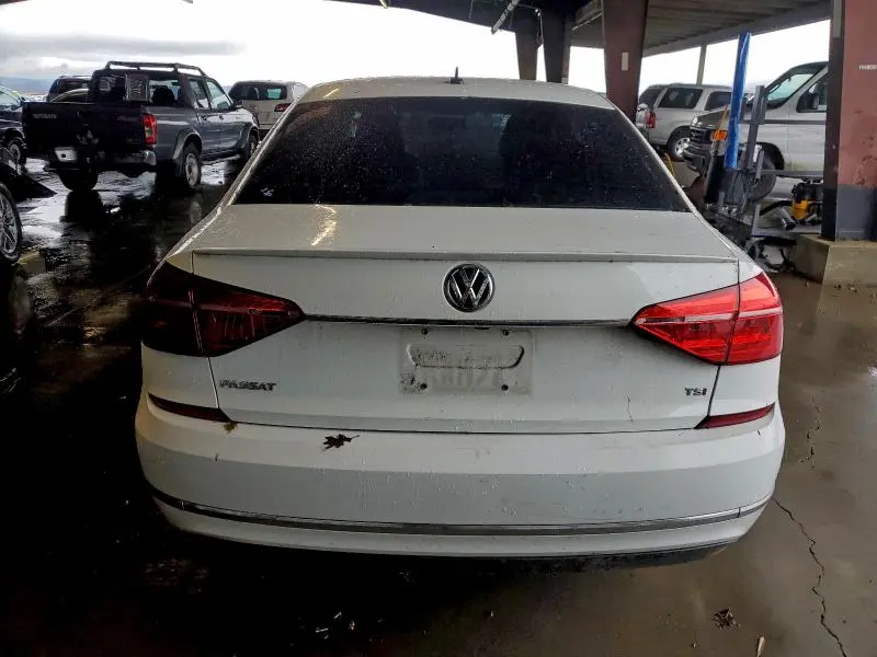 2016 VOLKSWAGEN PASSAT S  