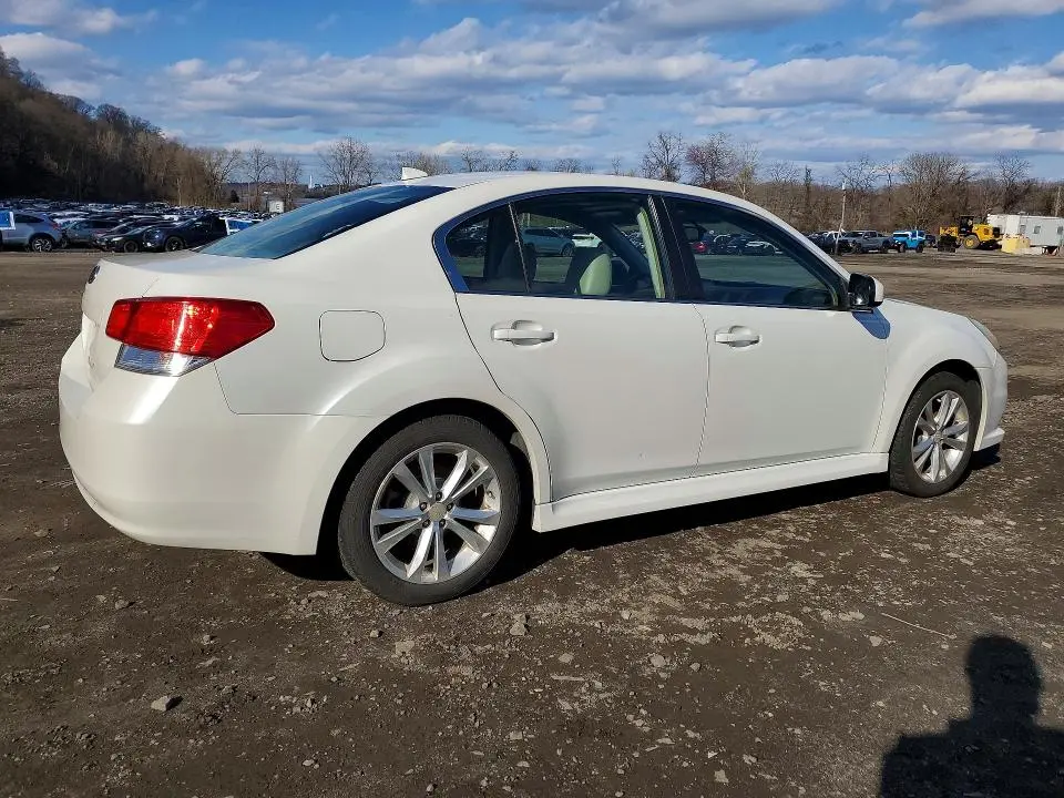 2013 SUBARU LEGACY 2.5I LIMITED  