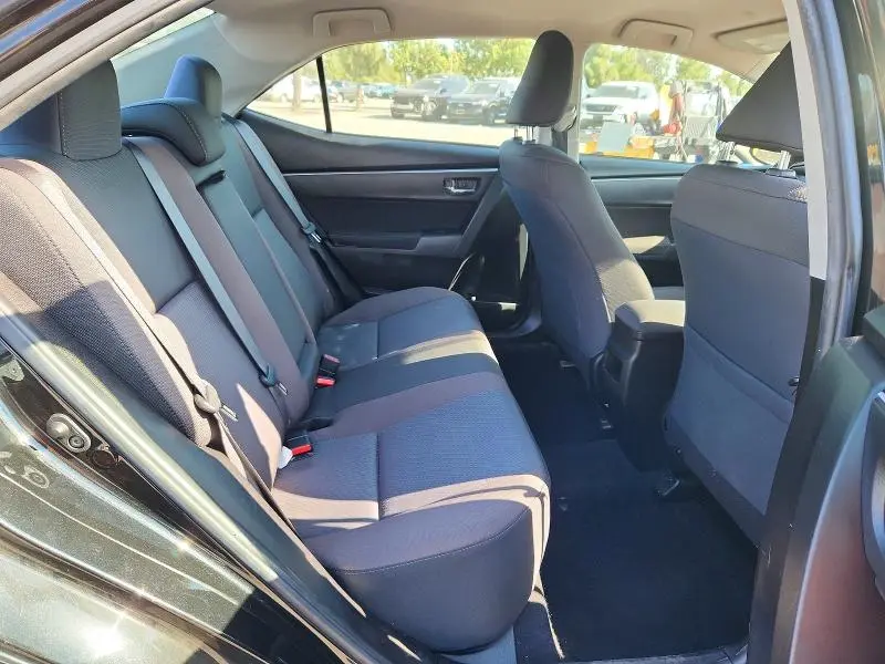 2019 TOYOTA COROLLA LE  
