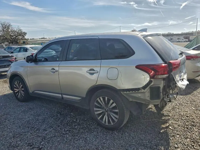 2020 MITSUBISHI OUTLANDER SE  