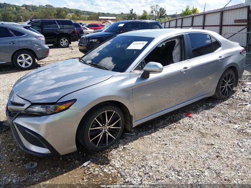 2023 TOYOTA CAMRY SE
