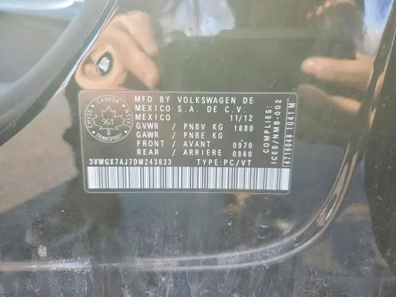 2013 VOLKSWAGEN JETTA SEL  