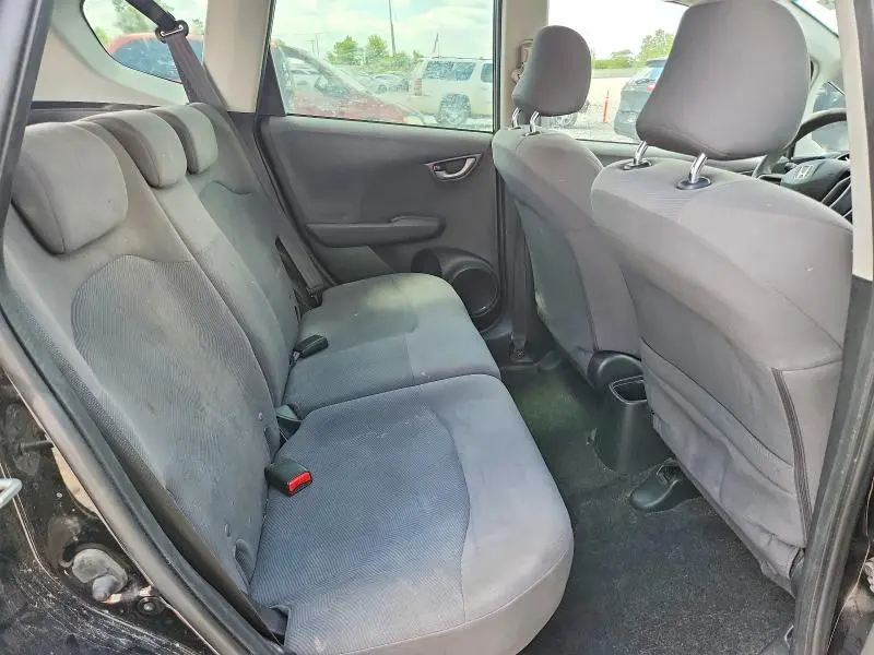 2010 HONDA FIT   