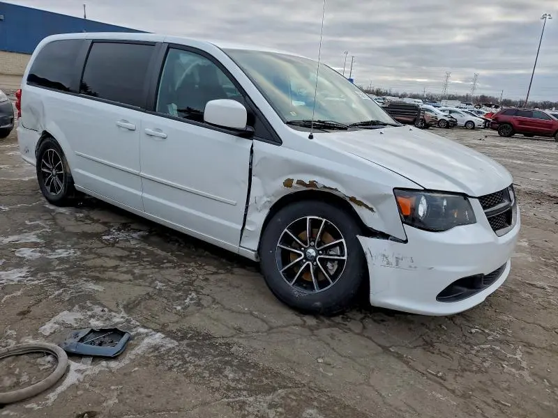 2015 DODGE GRAND CARAVAN SE  