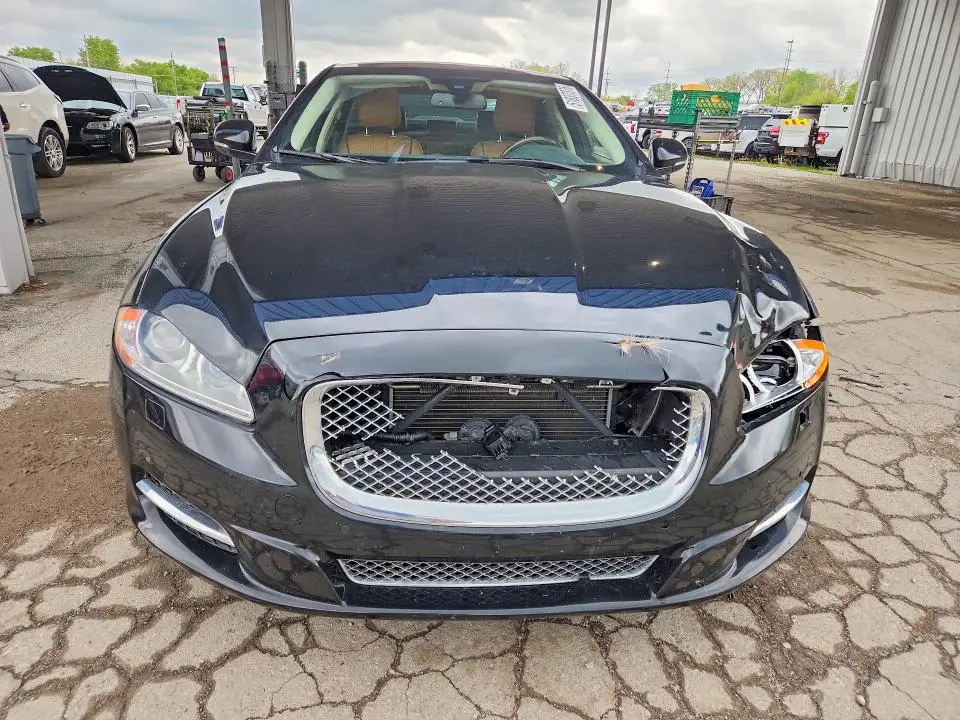 2014 JAGUAR XJL PORTFOLIO  