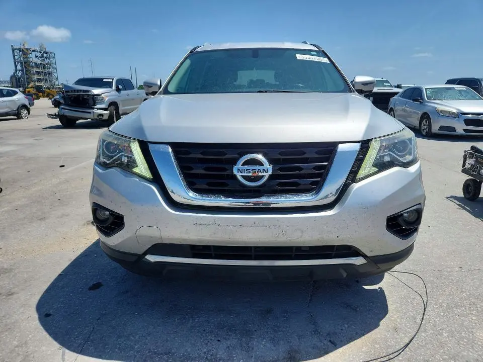 2019 NISSAN PATHFINDER SL  