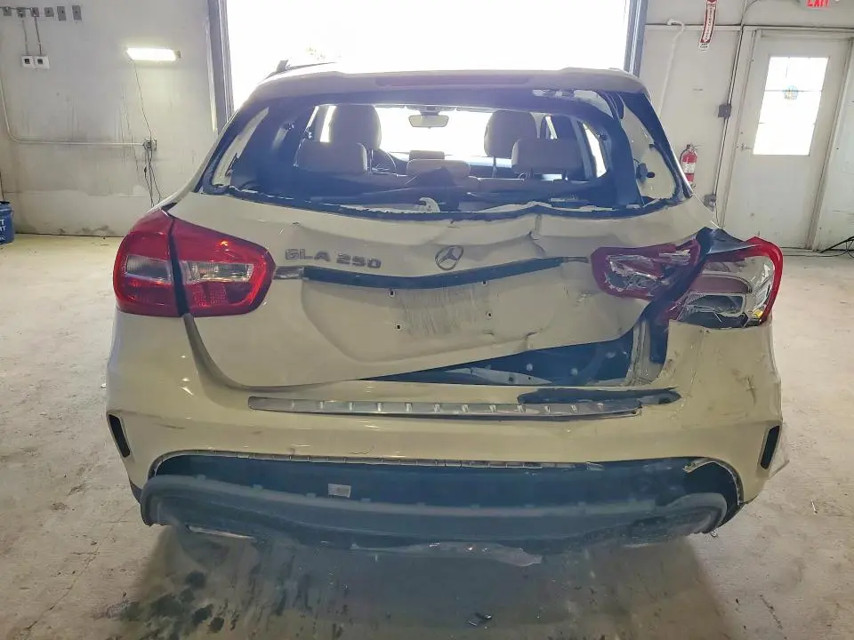 2017 MERCEDES-BENZ GLA 250  