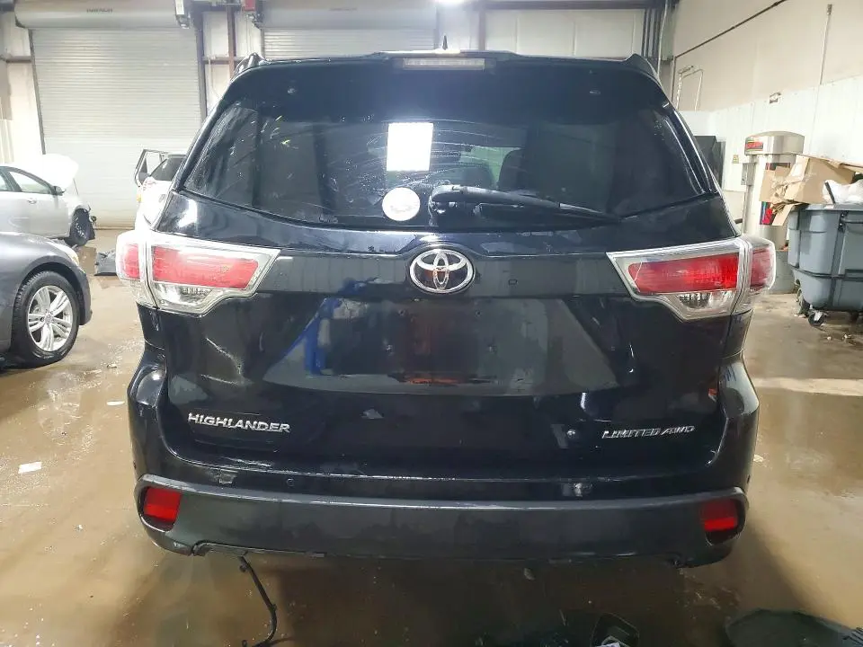 2016 TOYOTA HIGHLANDER LIMITED  