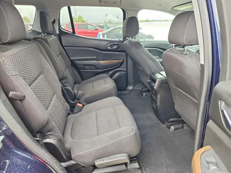 2017 GMC ACADIA SLE  