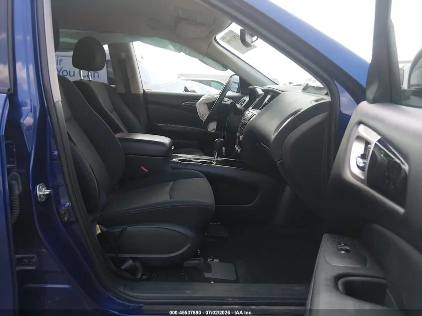2018 NISSAN PATHFINDER SV
