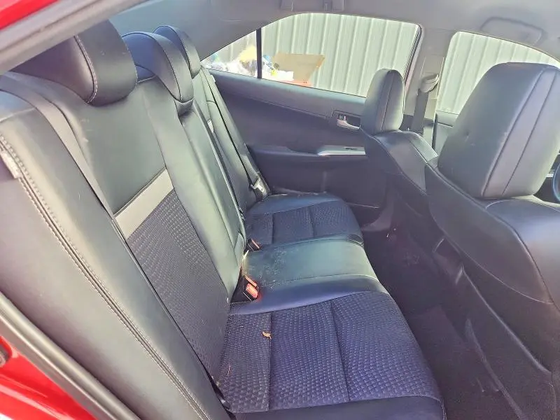 2012 TOYOTA CAMRY SE  