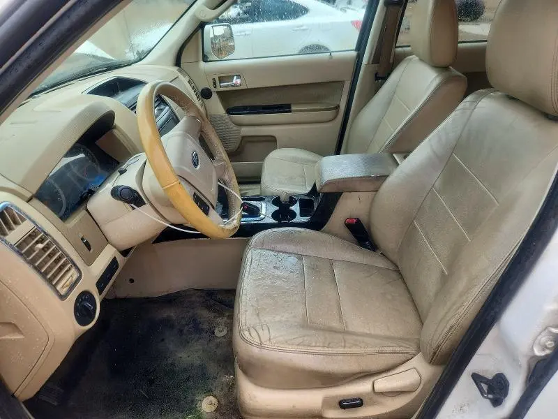 2011 FORD ESCAPE LIMITED  