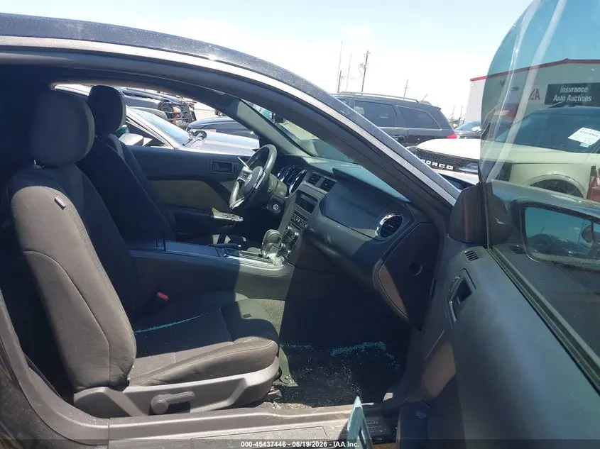 2014 FORD MUSTANG V6/V6 PREMIUM
