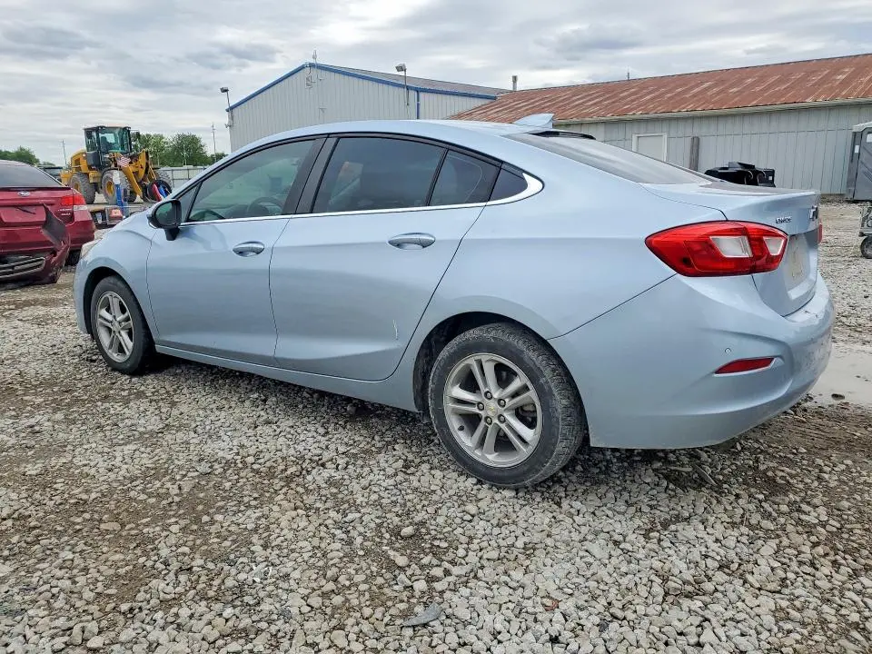 2017 CHEVROLET CRUZE LT  