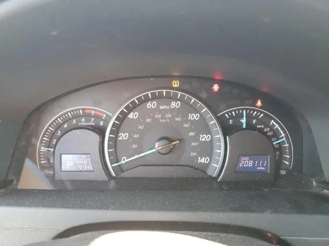 2012 TOYOTA CAMRY BASE  