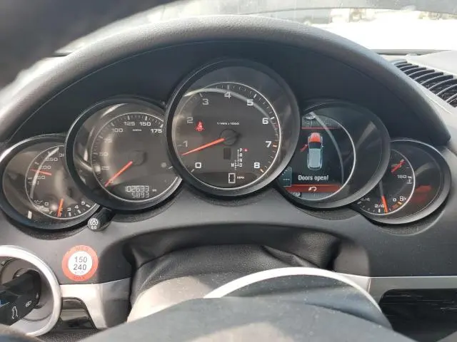 2014 PORSCHE CAYENNE   