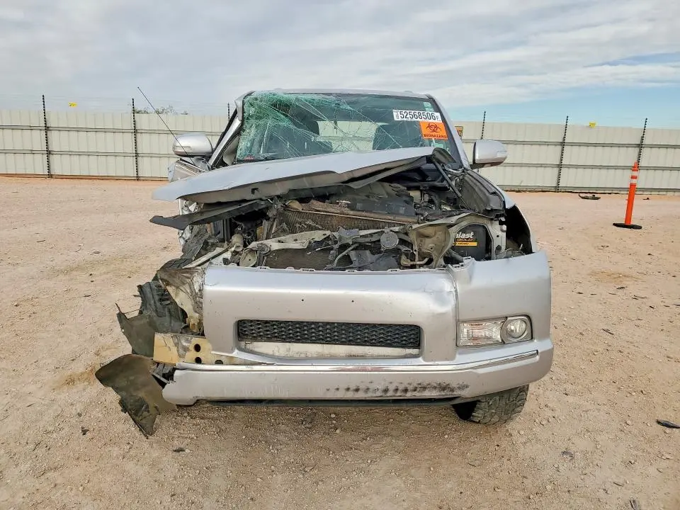 2010 TOYOTA 4RUNNER SR5  