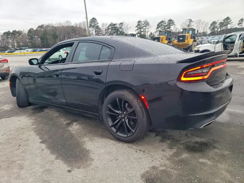 2017 DODGE CHARGER SE  