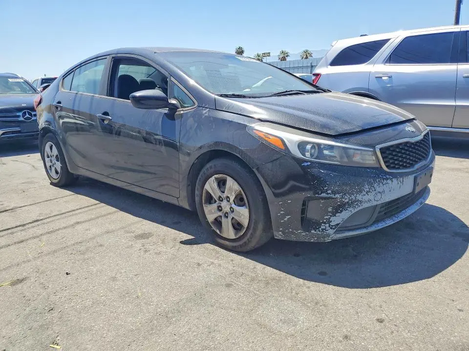 2018 KIA FORTE LX  