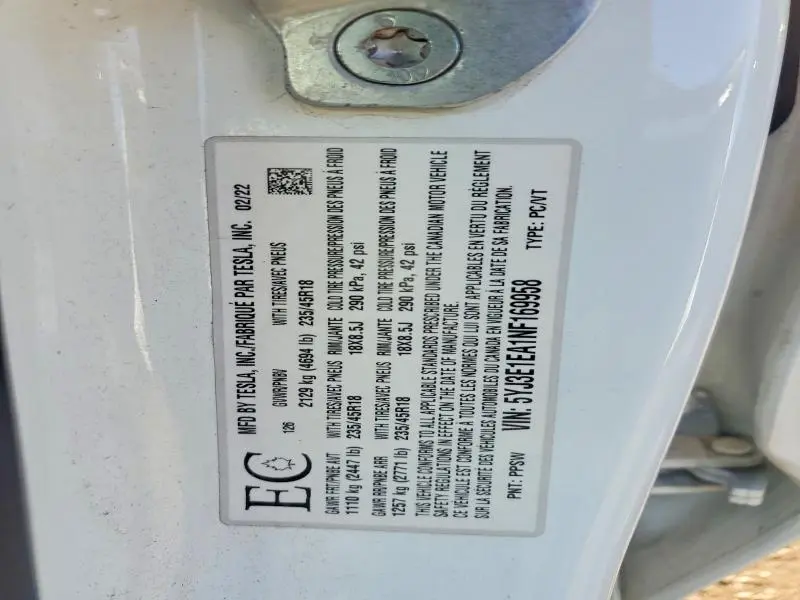 2022 TESLA MODEL 3   