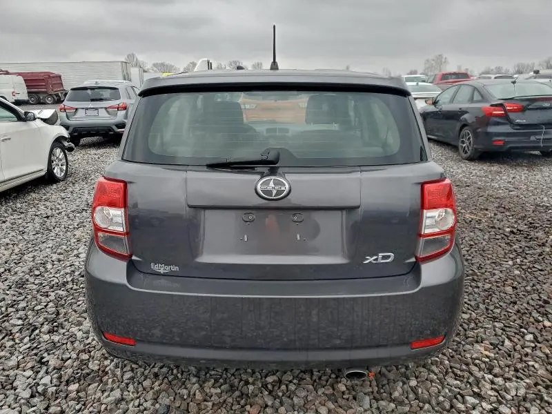 2010 TOYOTA SCION XD   
