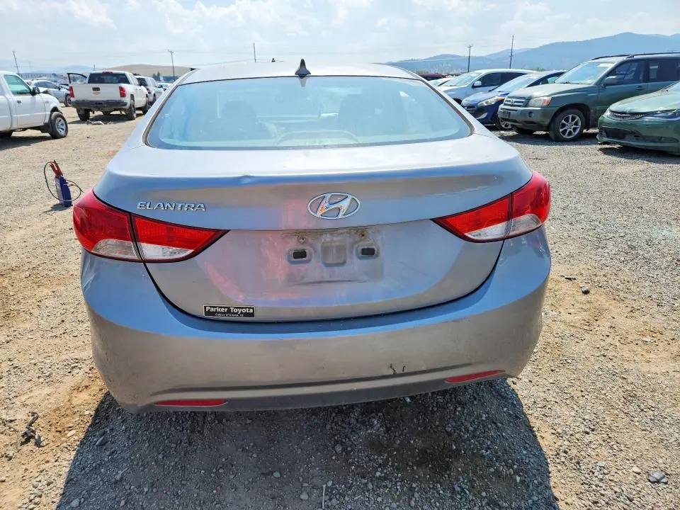 2013 HYUNDAI ELANTRA GLS  