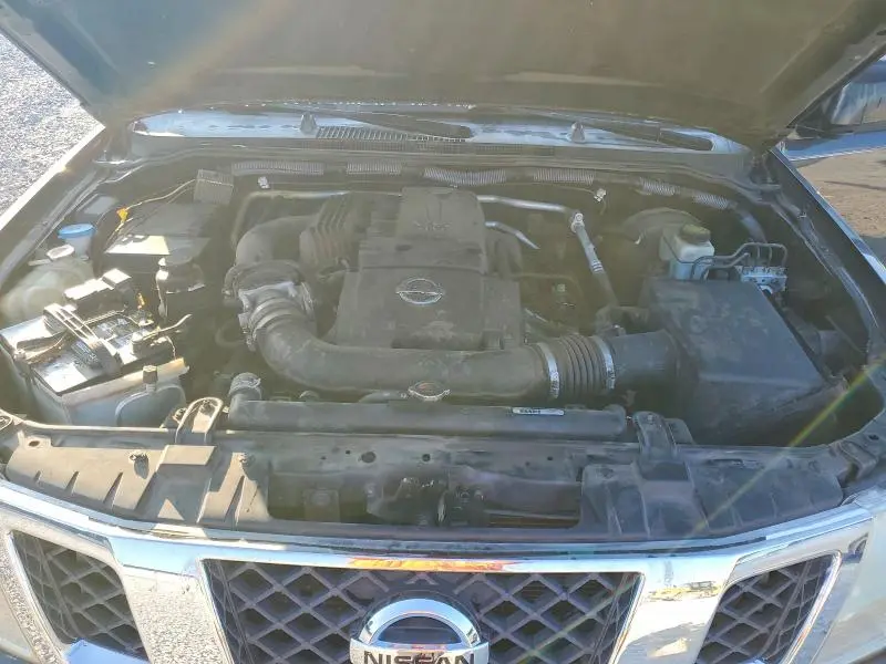 2012 NISSAN FRONTIER S  