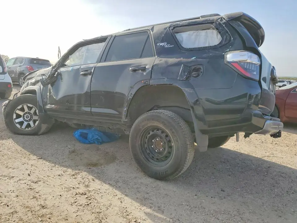 2023 TOYOTA 4RUNNER TRD OFF-ROAD  