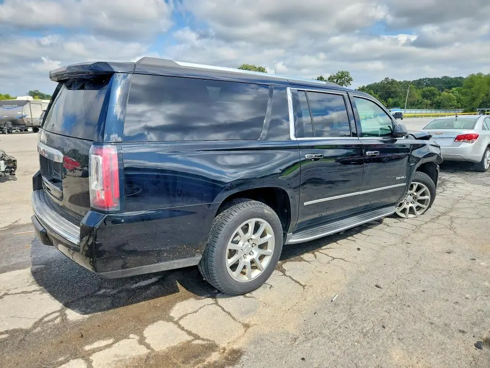 2018 GMC YUKON XL DENALI  