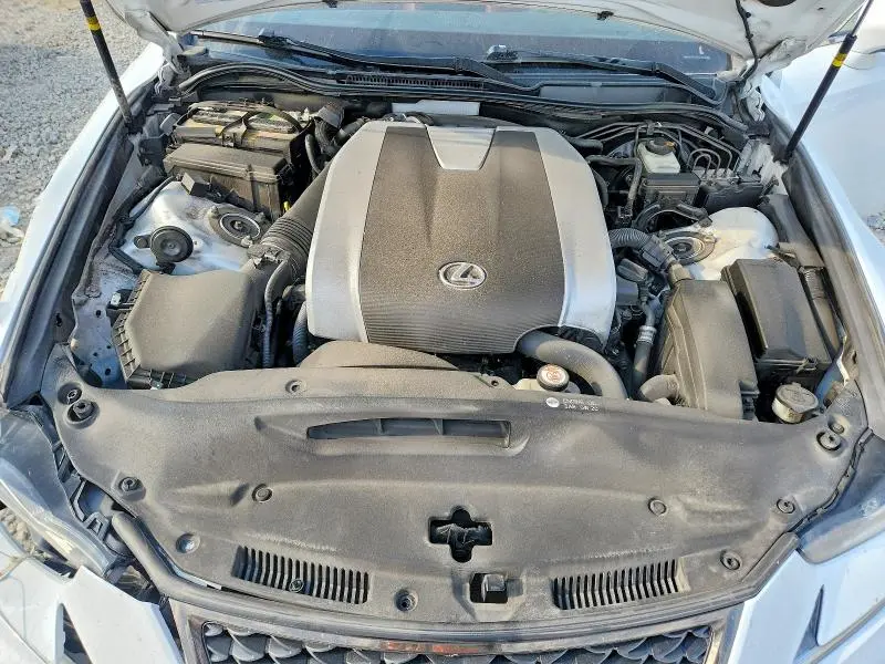 2018 LEXUS IS 300  