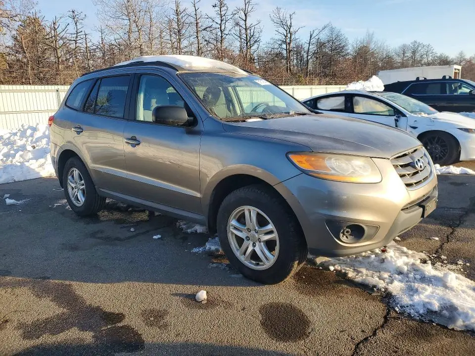 2011 HYUNDAI SANTA FE GLS  