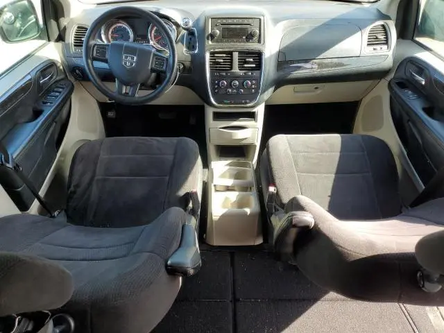 2013 DODGE GRAND CARAVAN SE  