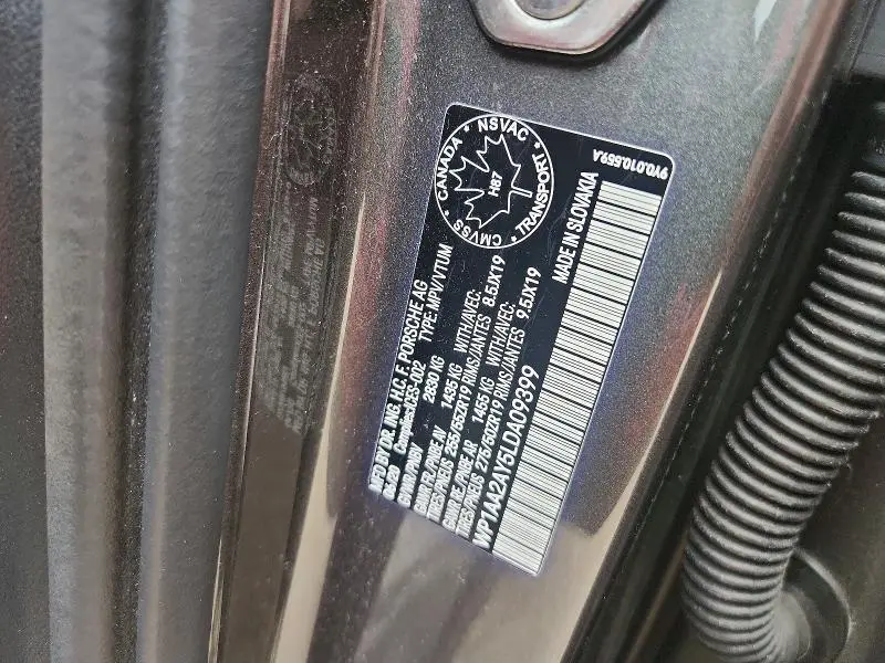 2020 PORSCHE CAYENNE   