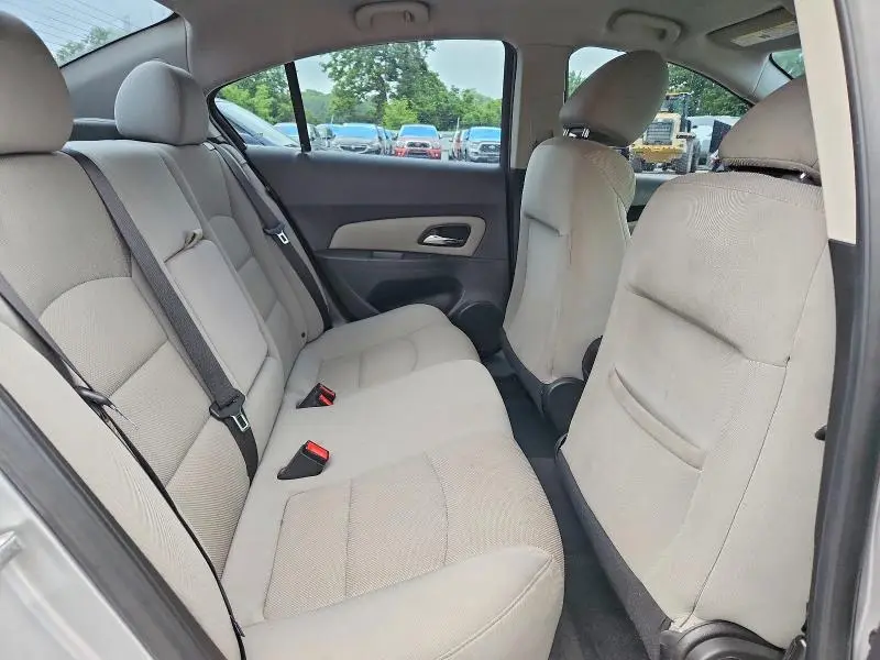 2012 CHEVROLET CRUZE LT  