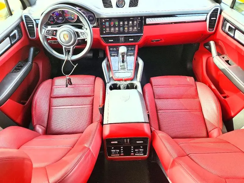 2023 PORSCHE CAYENNE BASE  