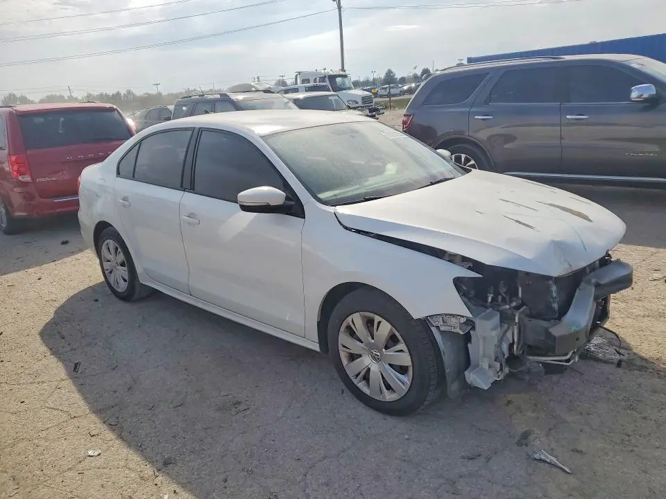 2014 VOLKSWAGEN JETTA SE  