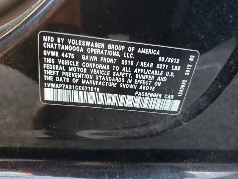 2012 VOLKSWAGEN PASSAT S  