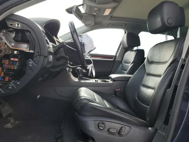 2012 VOLKSWAGEN TOUAREG V6 TDI  